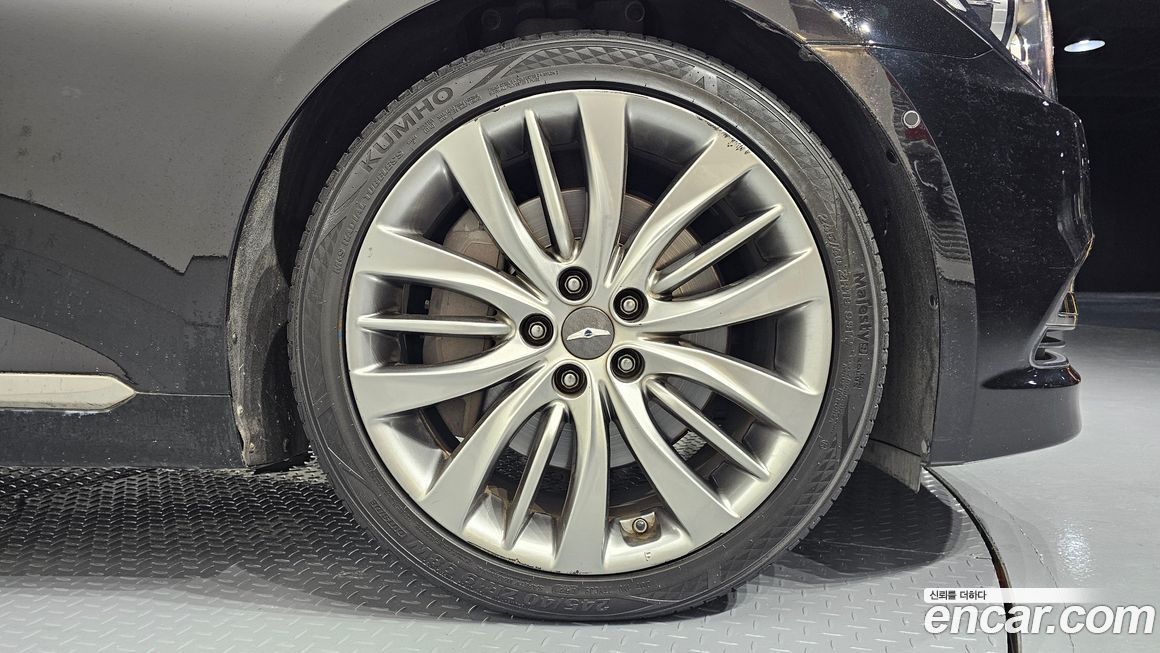 Hyundai Genesis 2016