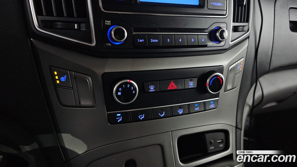 Hyundai Starex 2019