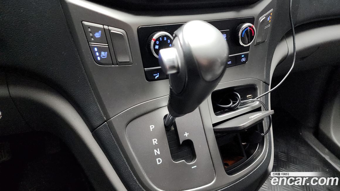 Hyundai Starex 2021