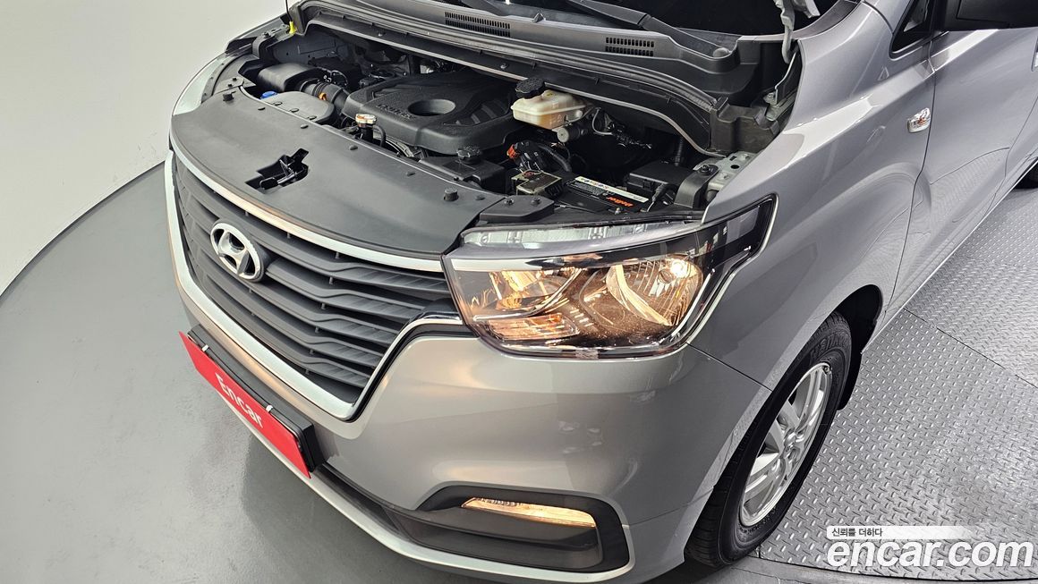 Hyundai Starex 2020