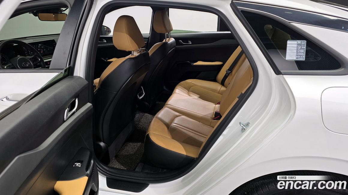 Kia K5 2021