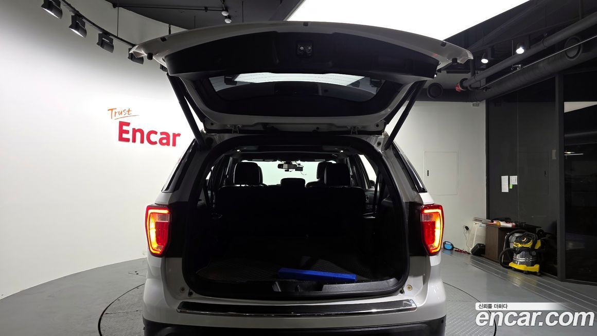 Ford Explorer 2019