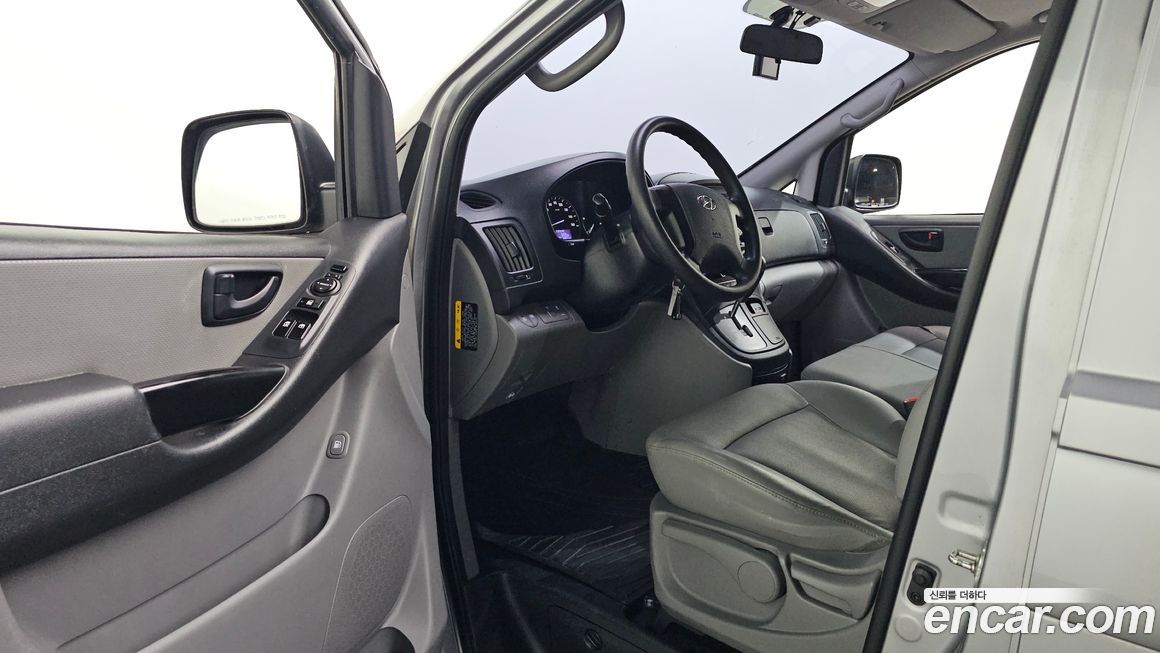 Hyundai Starex 2018