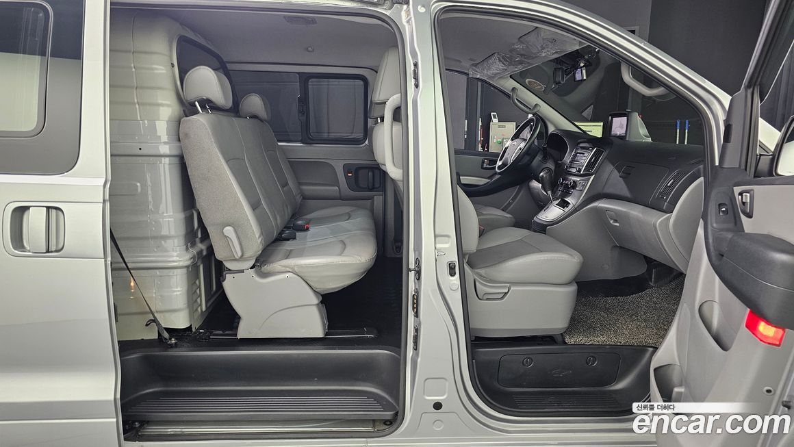Hyundai Starex 2020