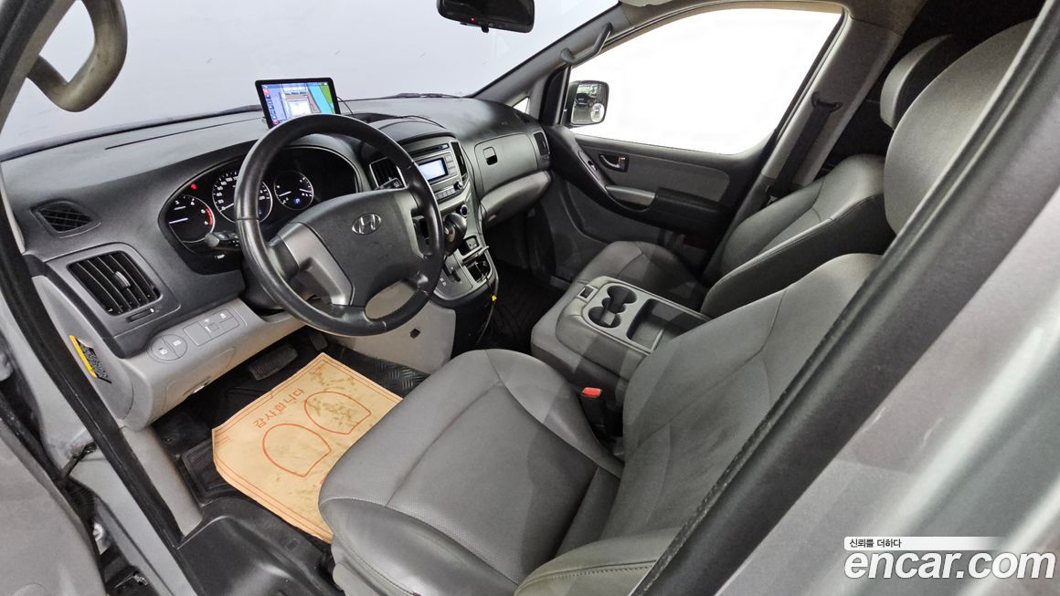 Hyundai Starex 2019