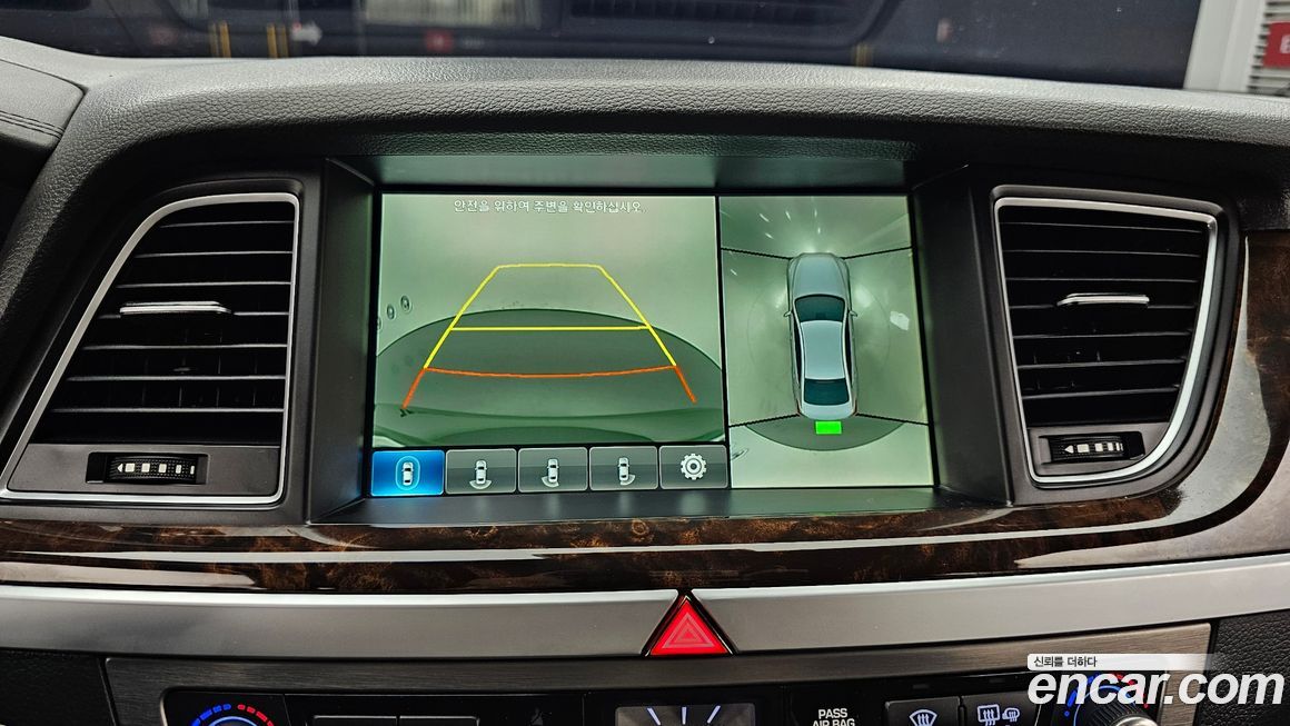 Hyundai Genesis 2016