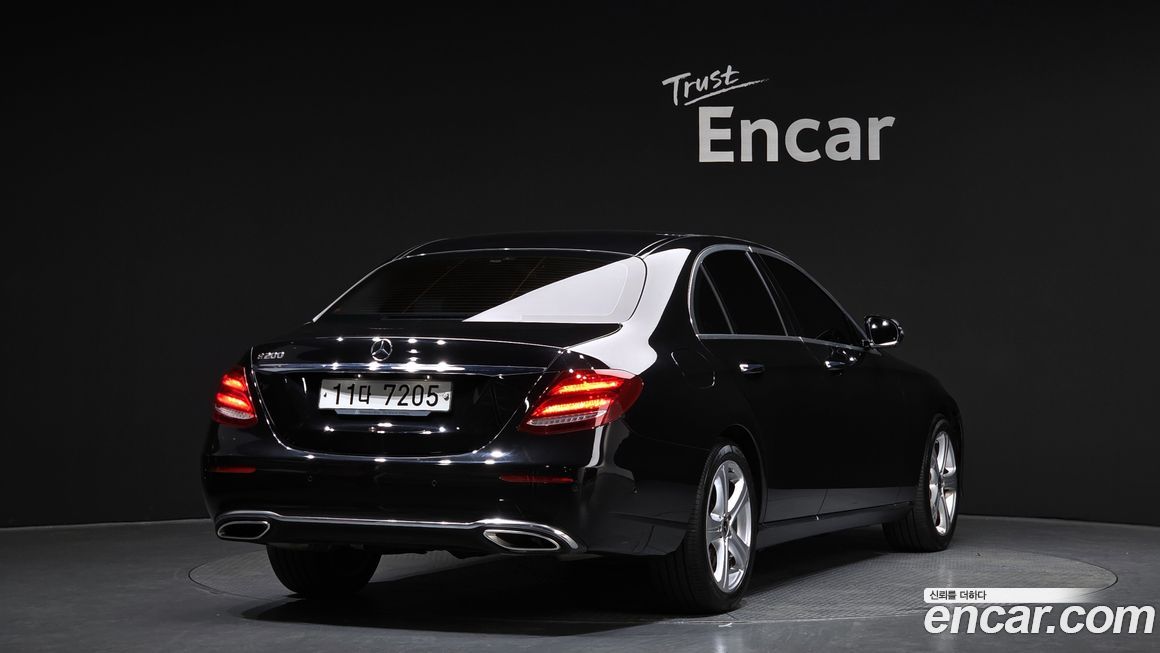 Mercedes-Benz E-Class 2018
