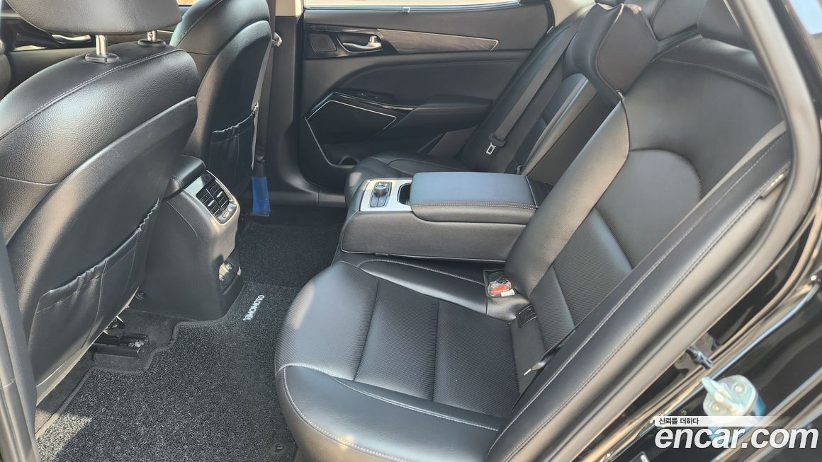 Kia K7 2021