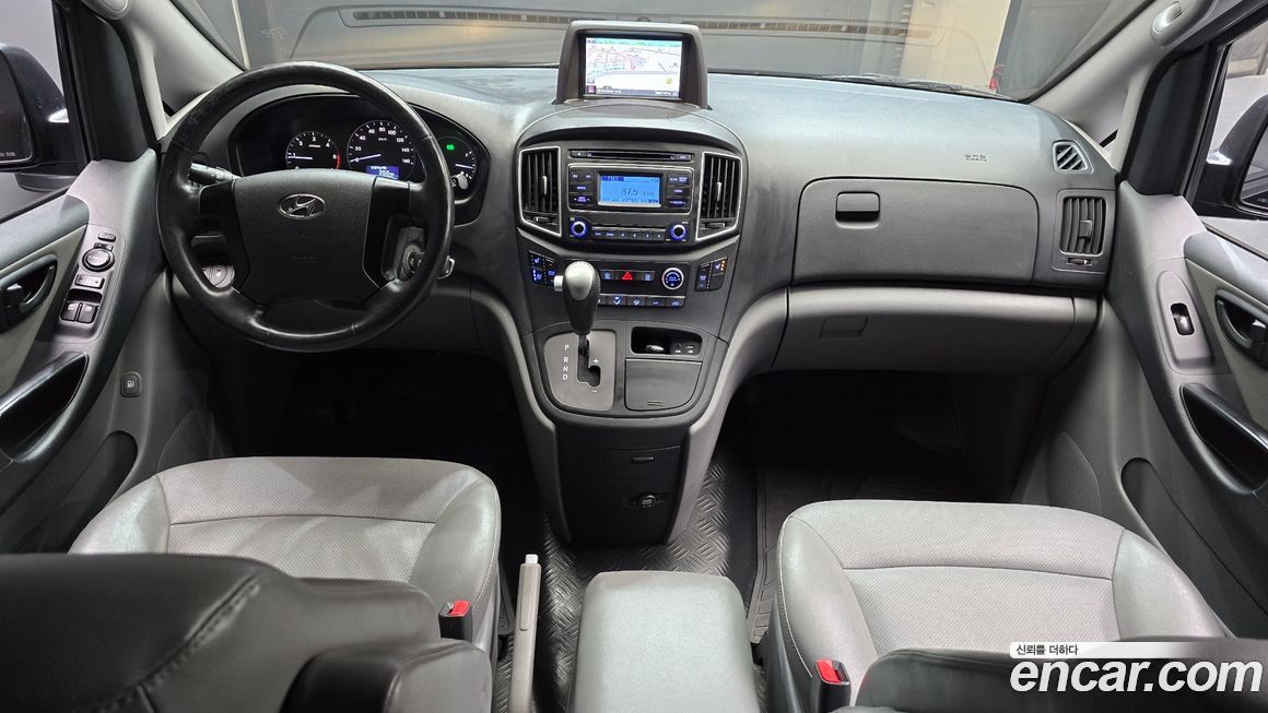 Hyundai Starex 2021