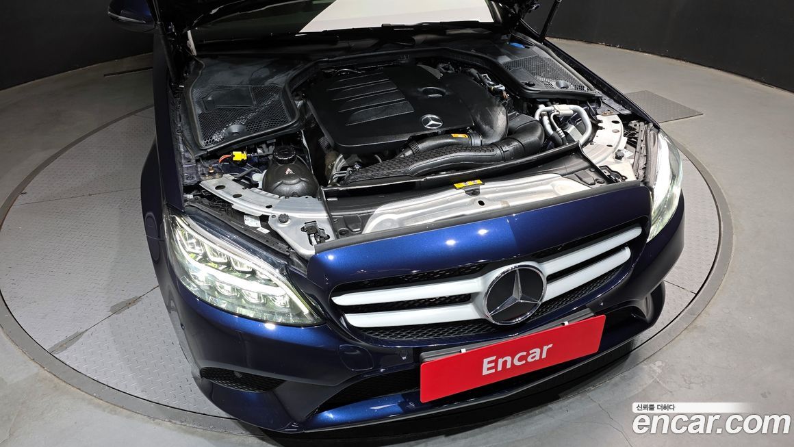 Mercedes-Benz C-Class 2019