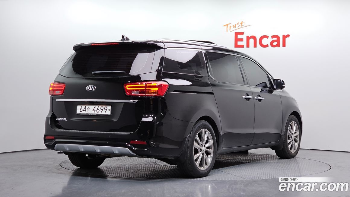 Kia Canival 2019