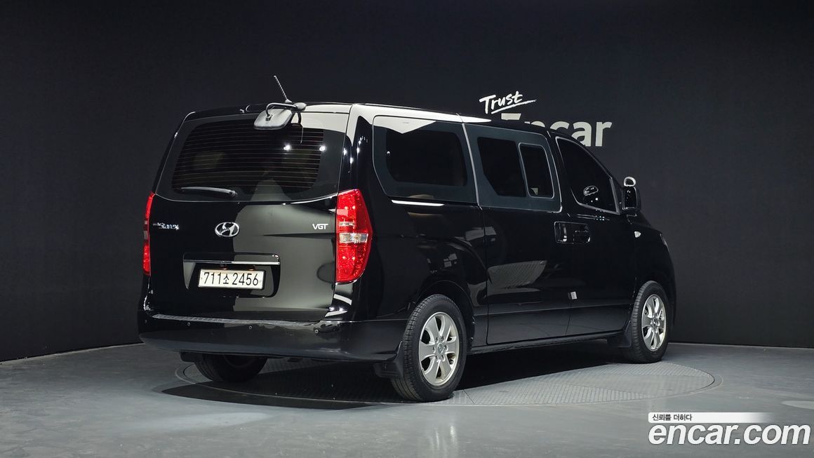 Hyundai Starex 2021