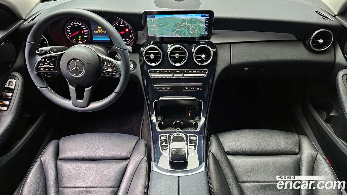 Mercedes-Benz C-Class 2019