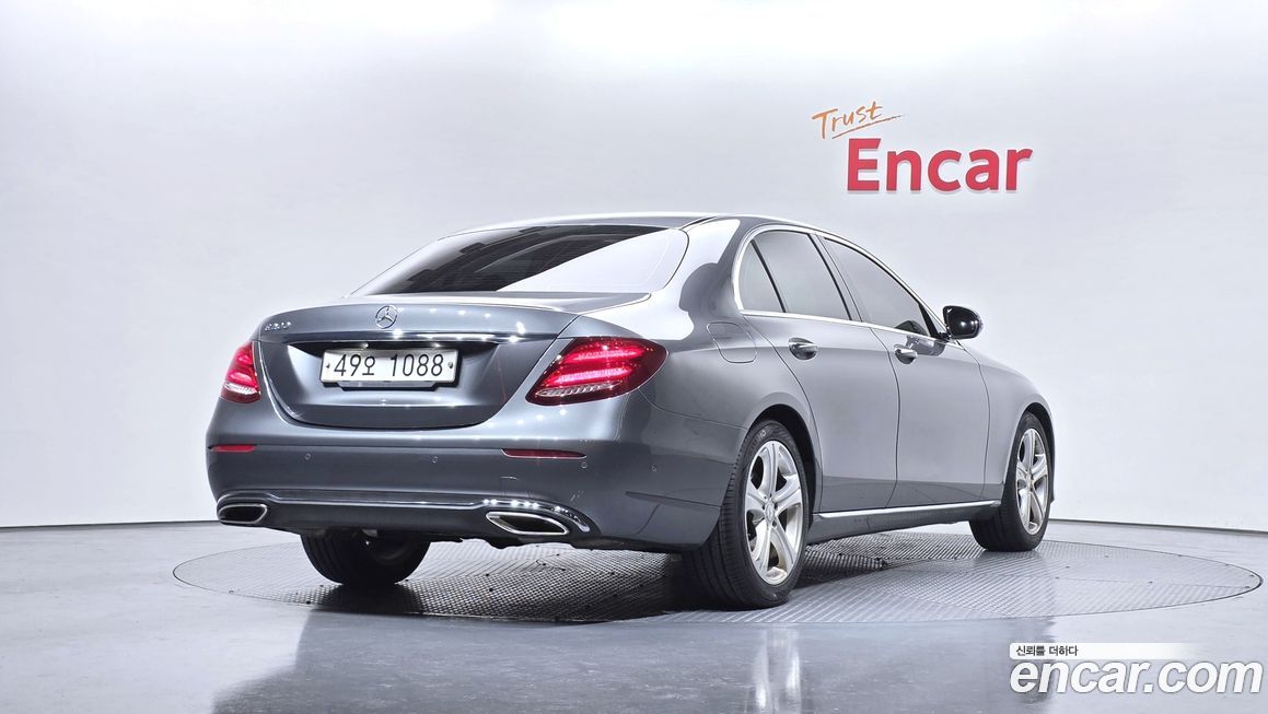 Mercedes-Benz E-Class 2017