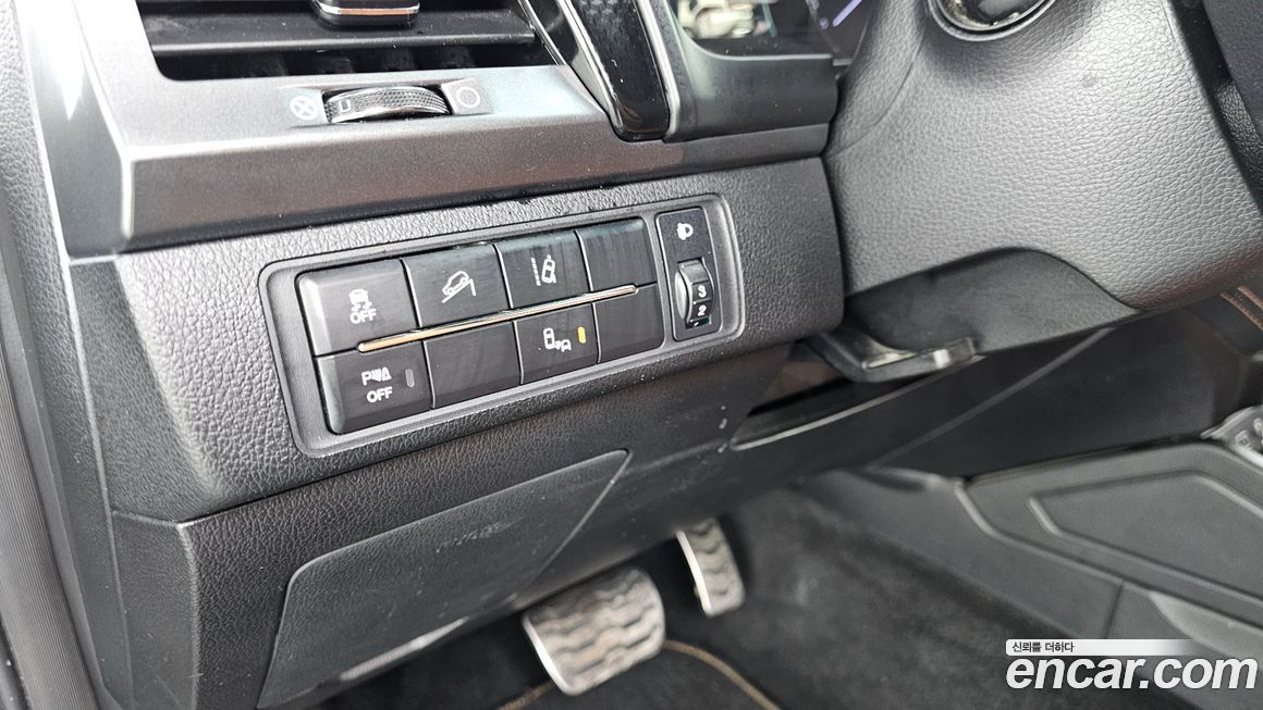 KG_Mobility_Ssangyong Rexton 2021