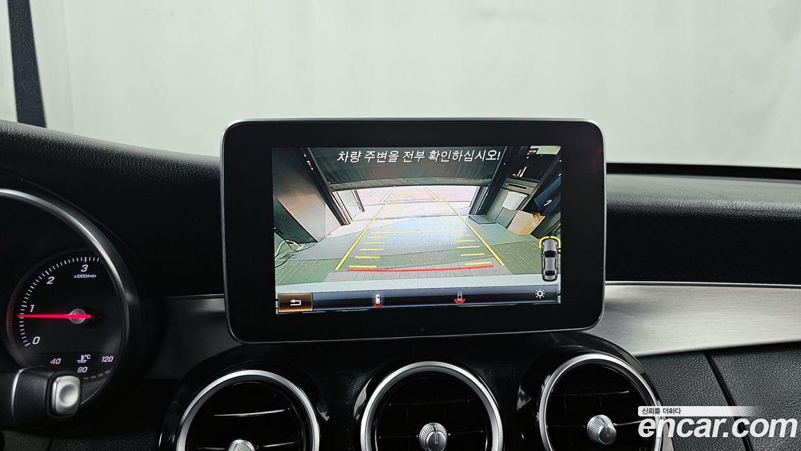 Mercedes-Benz C-Class 2018