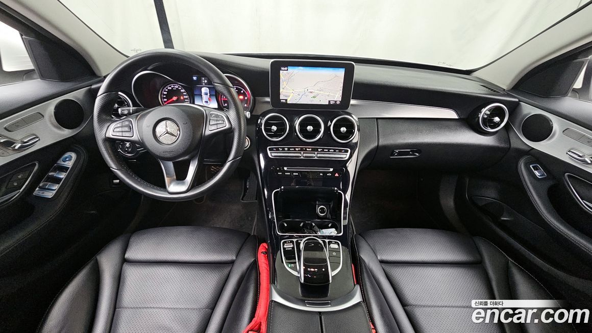 Mercedes-Benz C-Class 2018