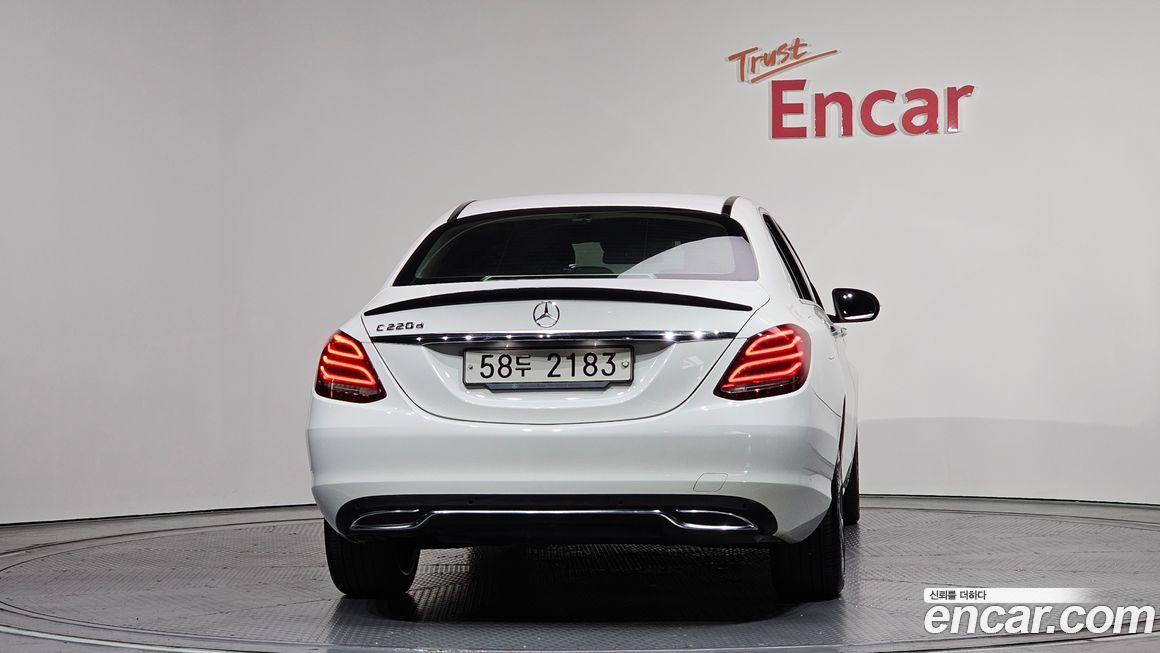 Mercedes-Benz C-Class 2018