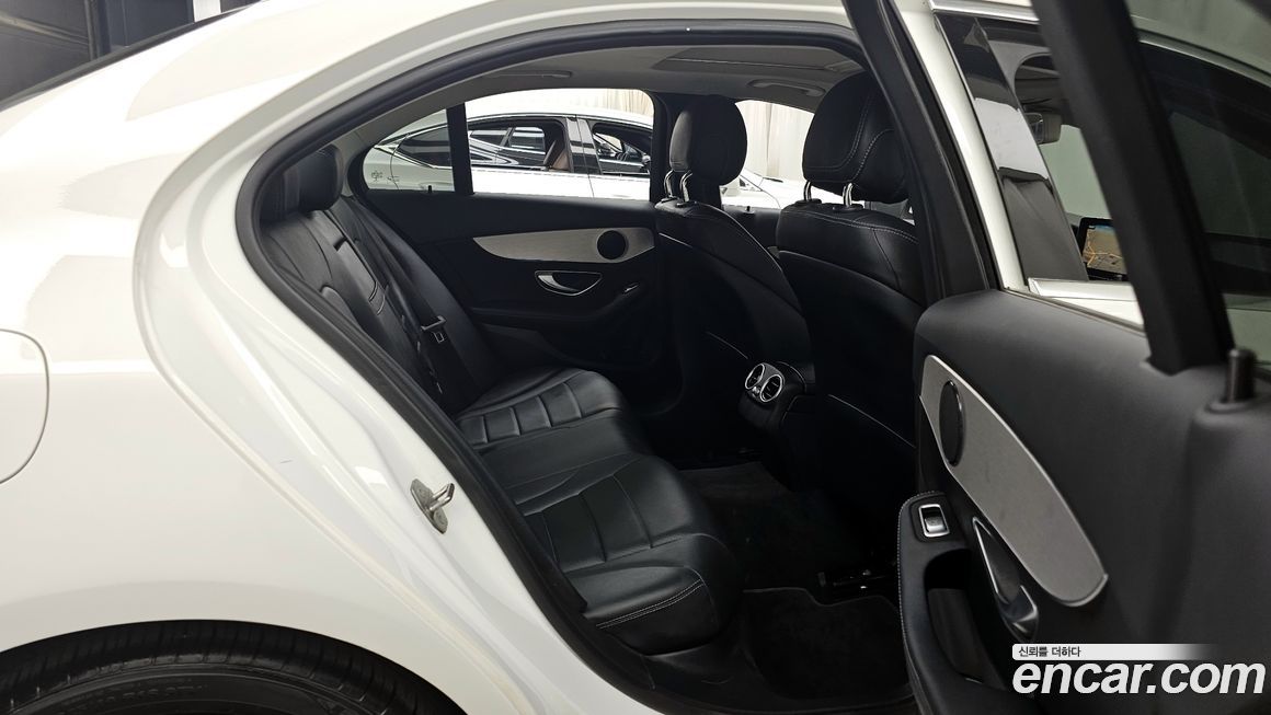 Mercedes-Benz C-Class 2018