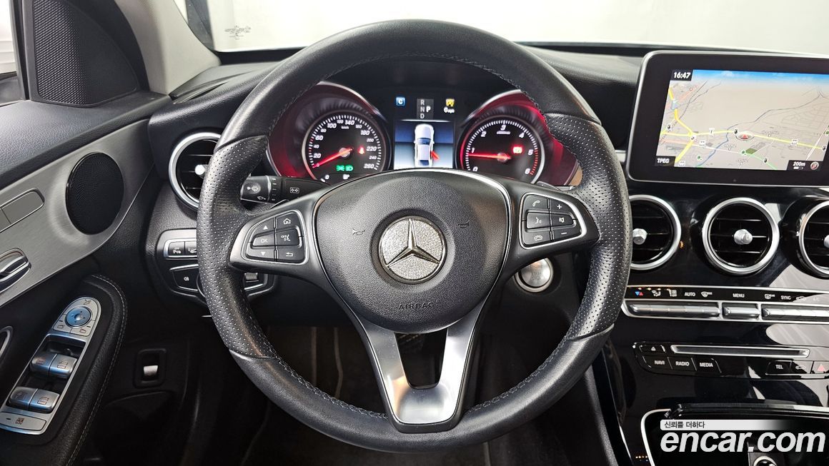 Mercedes-Benz C-Class 2018