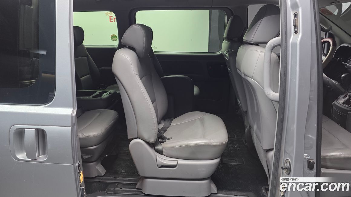 Hyundai Starex 2020