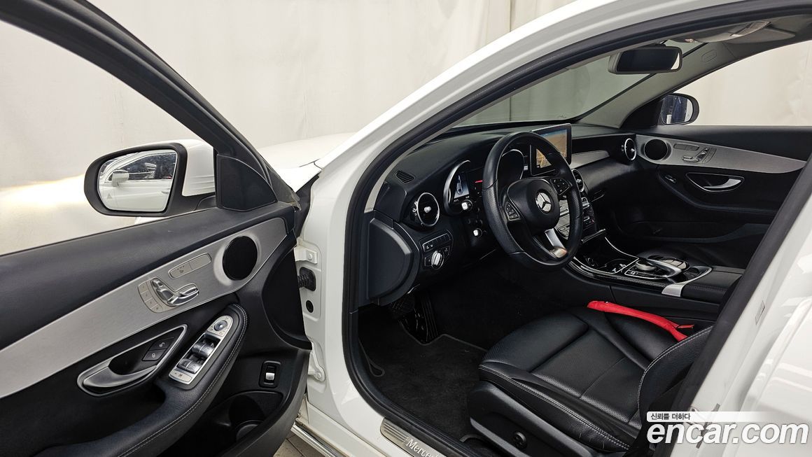 Mercedes-Benz C-Class 2018