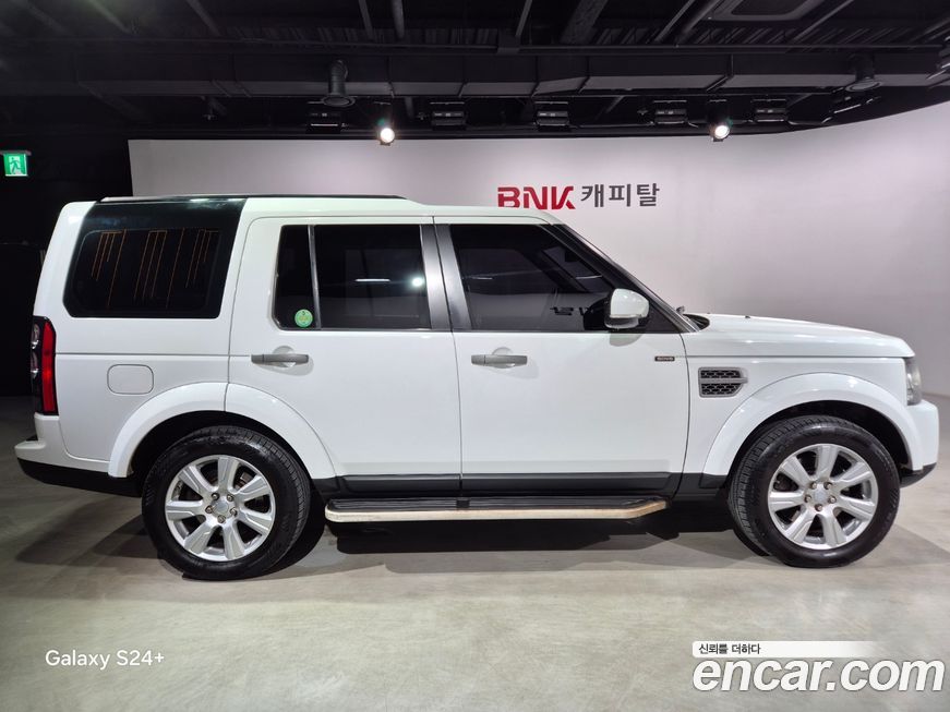 Land Rover Discovery 2016
