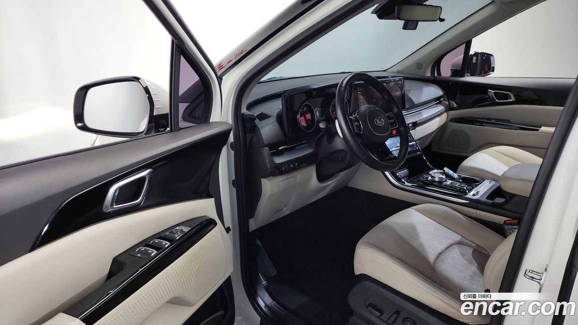 Kia Canival 2021