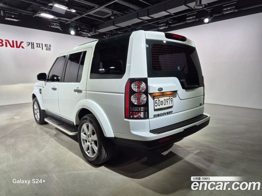 Land Rover Discovery 2016