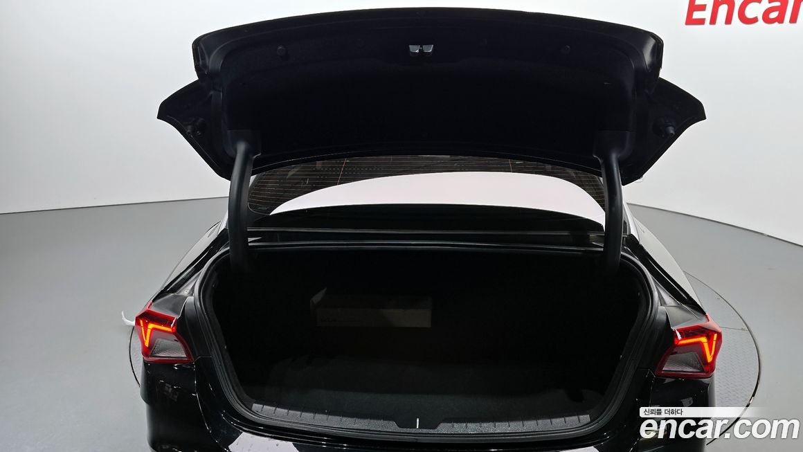 Kia K5 2023