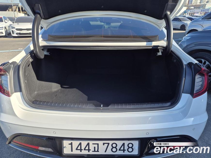 Hyundai Sonata 2022