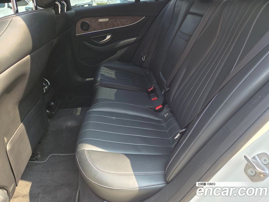 Mercedes-Benz E-Class 2017