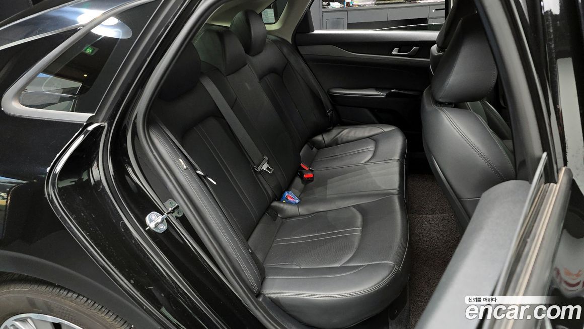 Kia K5 2023