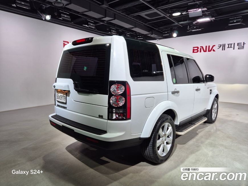 Land Rover Discovery 2016