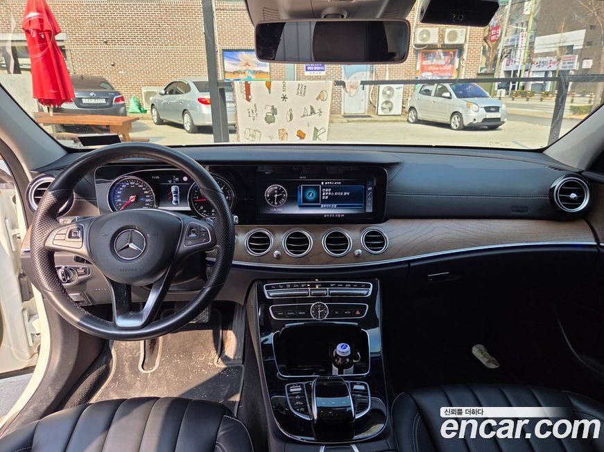 Mercedes-Benz E-Class 2017