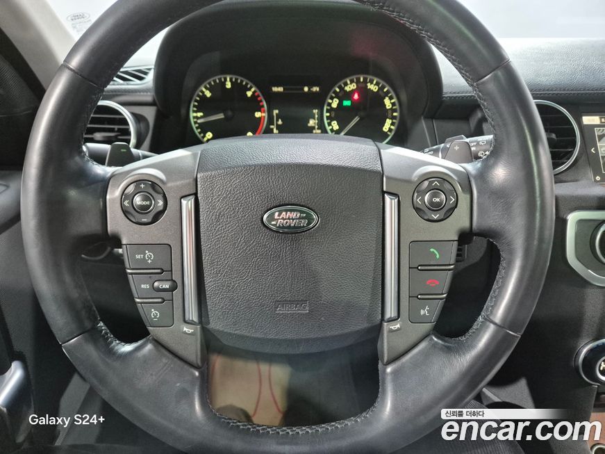 Land Rover Discovery 2016