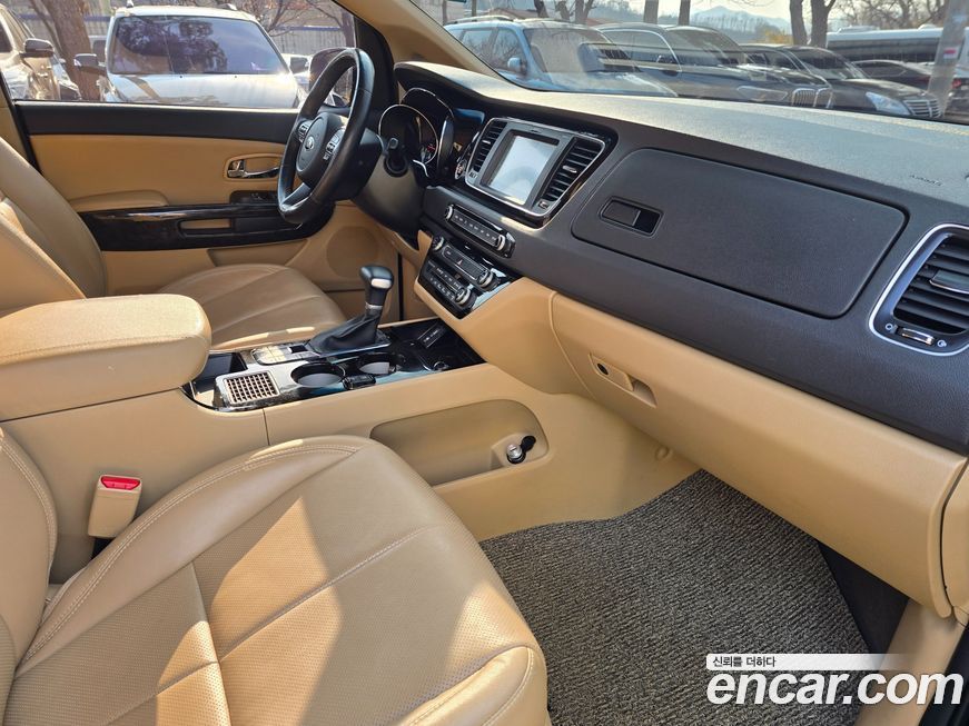 Kia Canival 2020