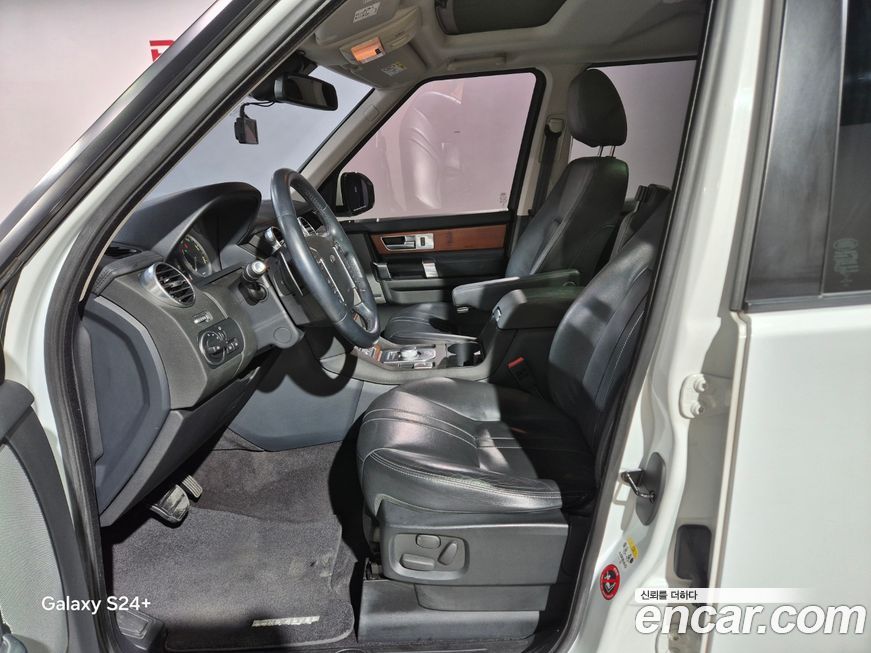 Land Rover Discovery 2016