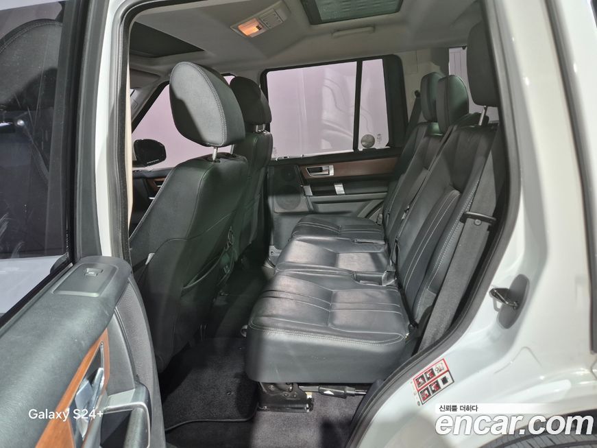 Land Rover Discovery 2016