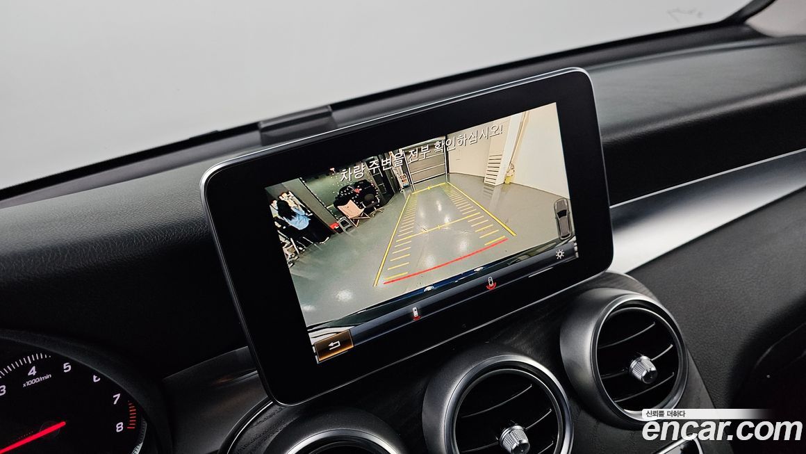 Mercedes-Benz GLC-Class 2019