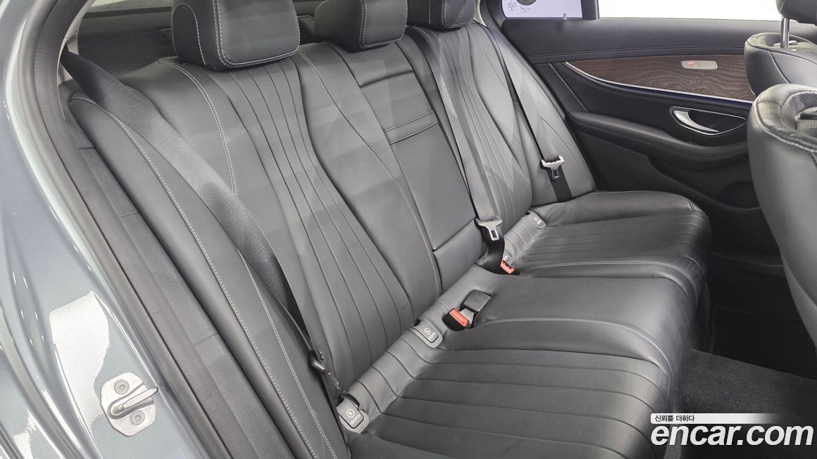 Mercedes-Benz E-Class 2017