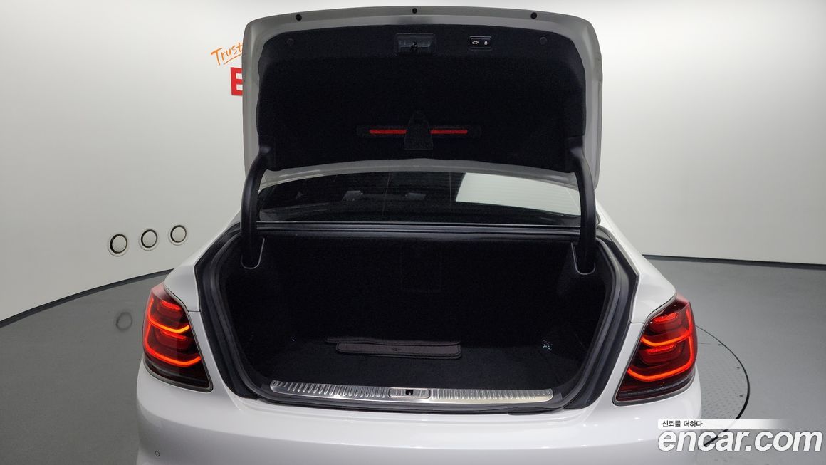 Kia K9 2019