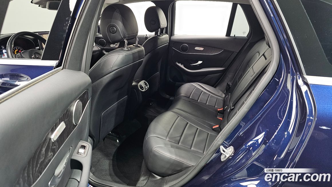 Mercedes-Benz GLC-Class 2019