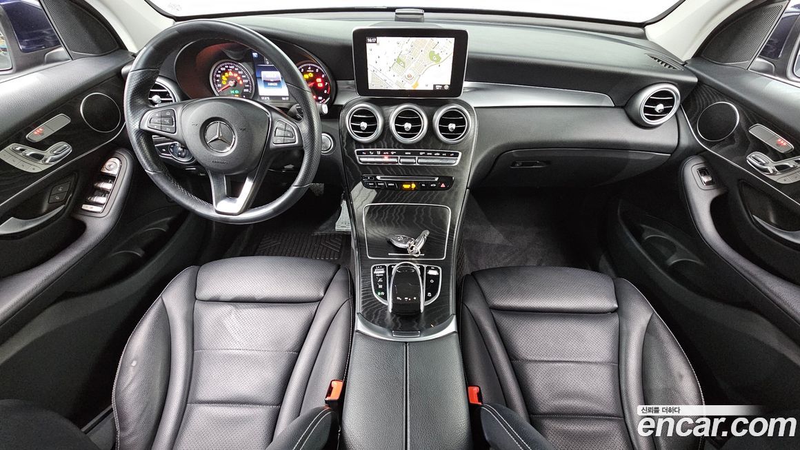 Mercedes-Benz GLC-Class 2019