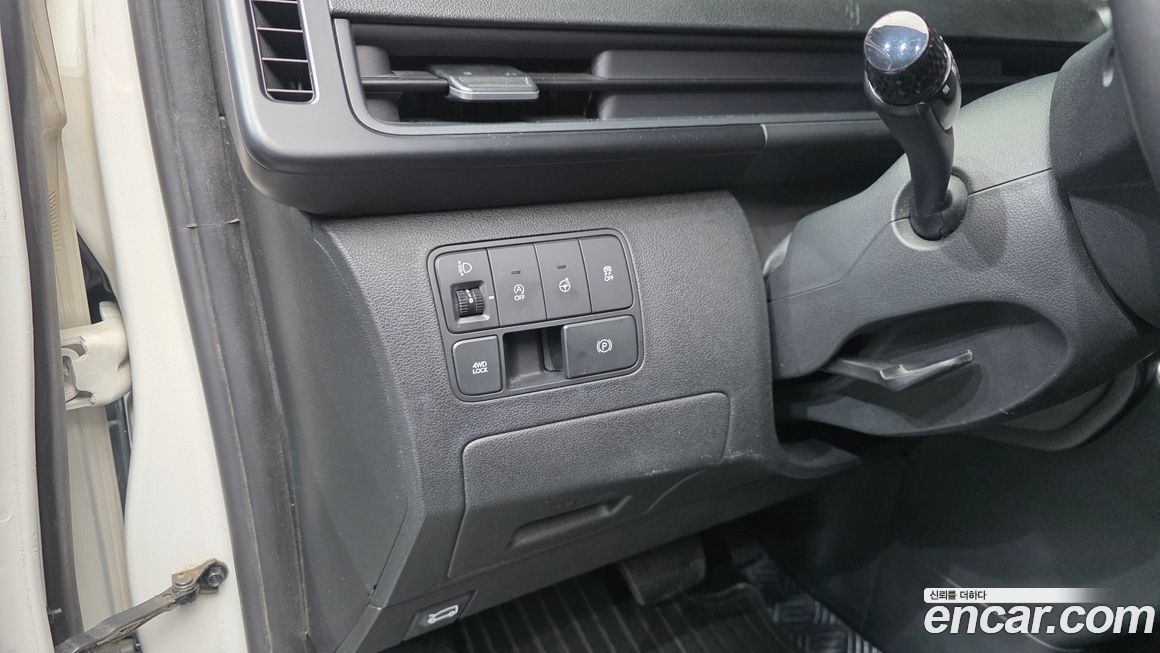 Hyundai Staria 2022
