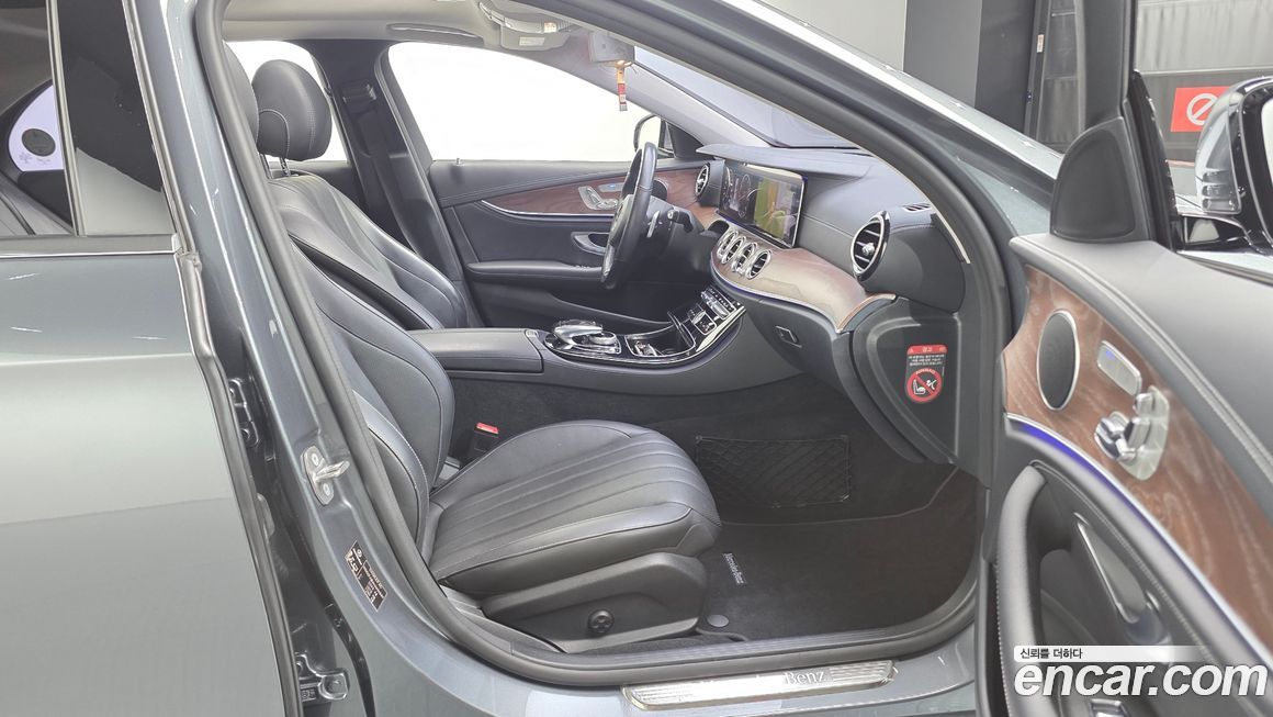 Mercedes-Benz E-Class 2017