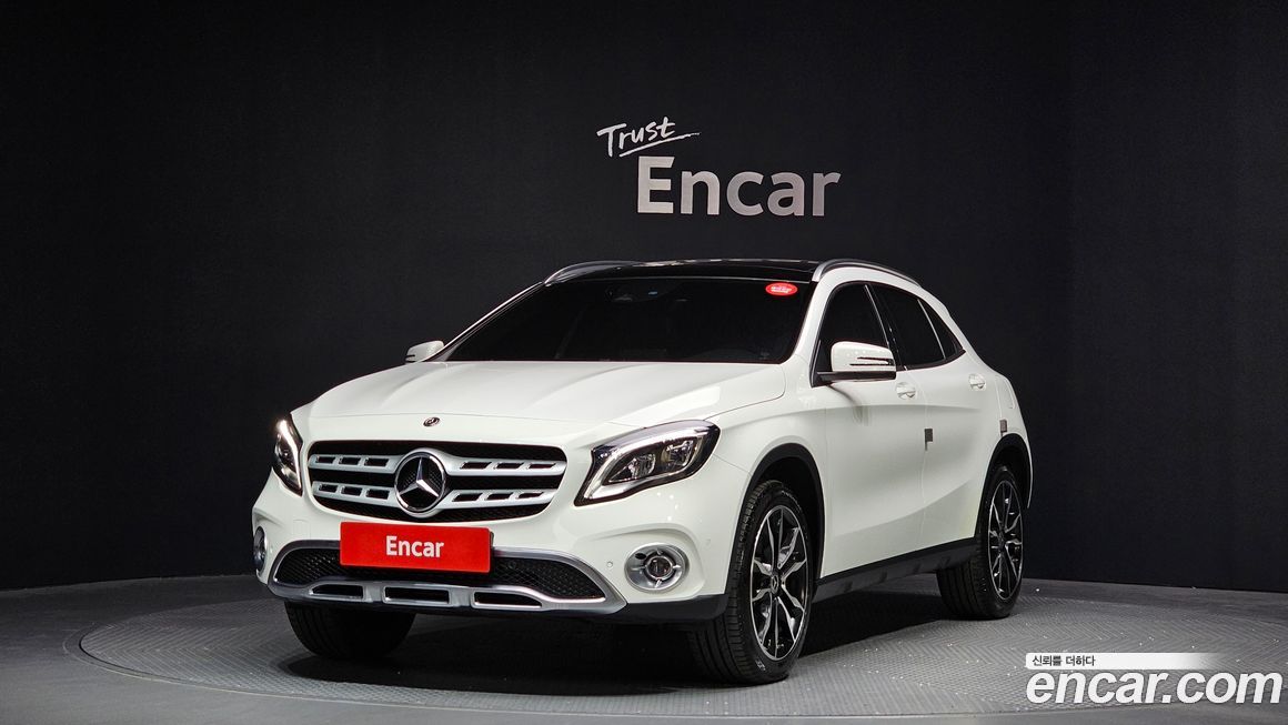 Mercedes-Benz GLA-Class 2019