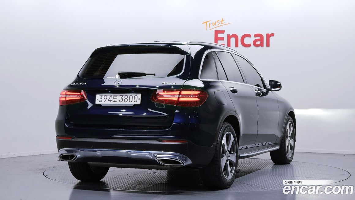 Mercedes-Benz GLC-Class 2019