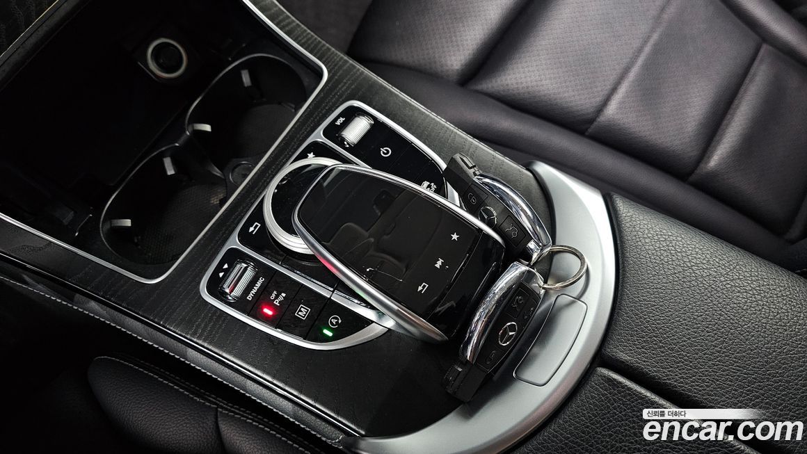 Mercedes-Benz GLC-Class 2019