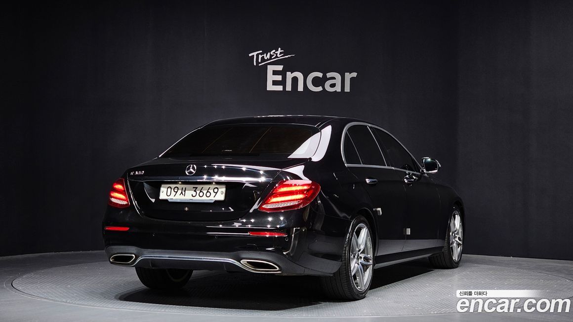 Mercedes-Benz E-Class 2018